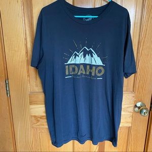 Dark gray Idaho Mountains t-shirt